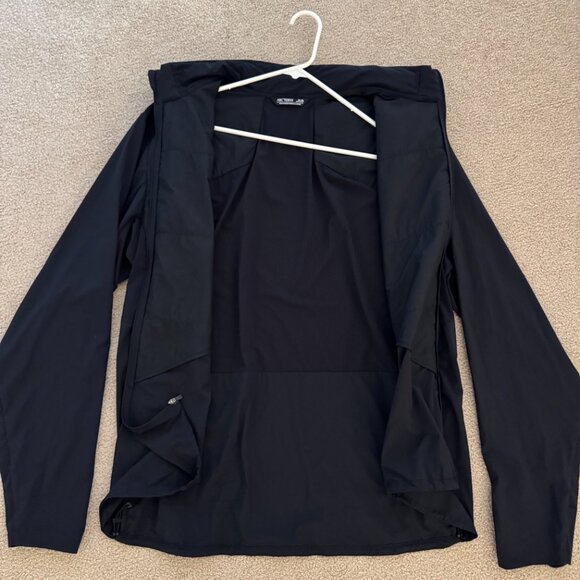 Arc'teryx Norvan Insulated Hoody - Picture 4 of 8